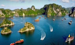 Hanoi - Halong bay - Sapa-Water Puppet show (6ds 5ns Package)